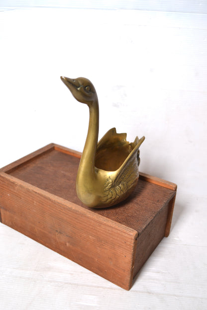 Cache-pot cygne vintage en laiton