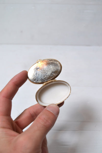 Pilulier en porcelaine