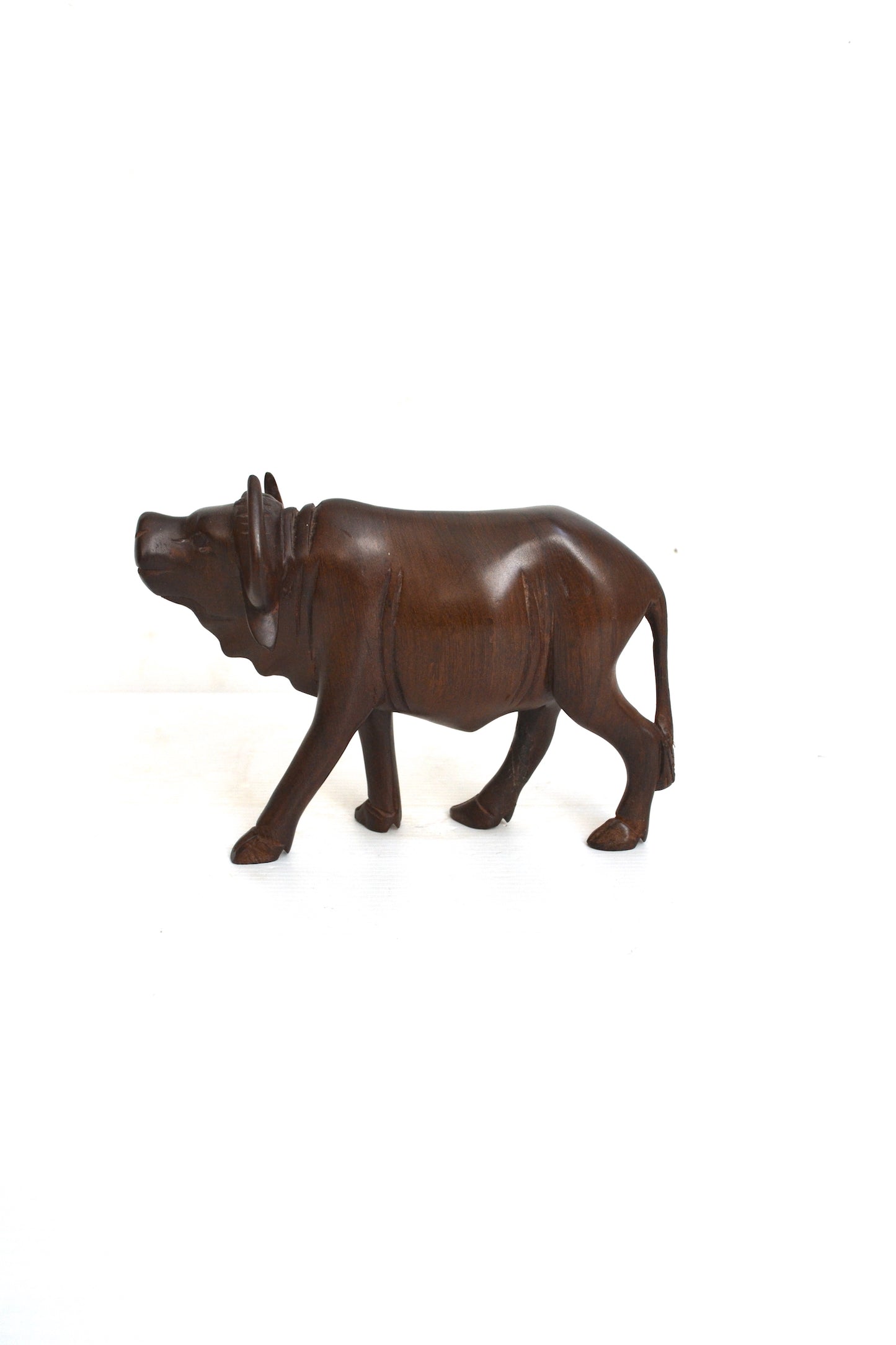 Buffle en bois sculpté Kenya