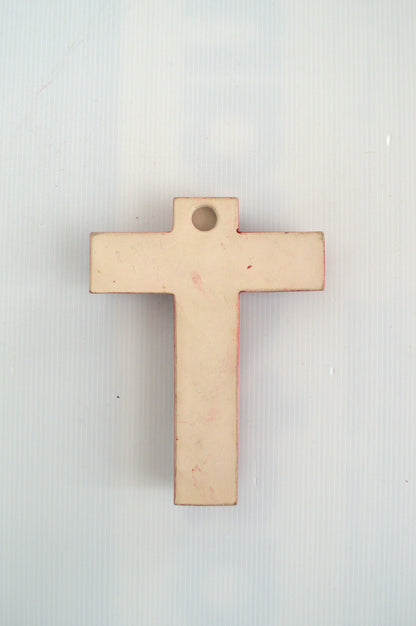 Crucifix en céramique