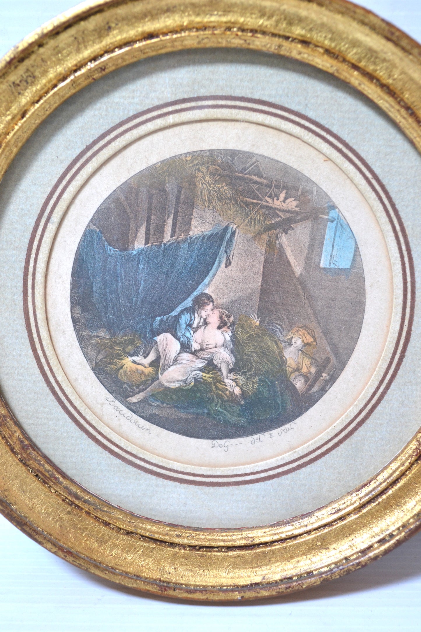 Cadre circulaire doré