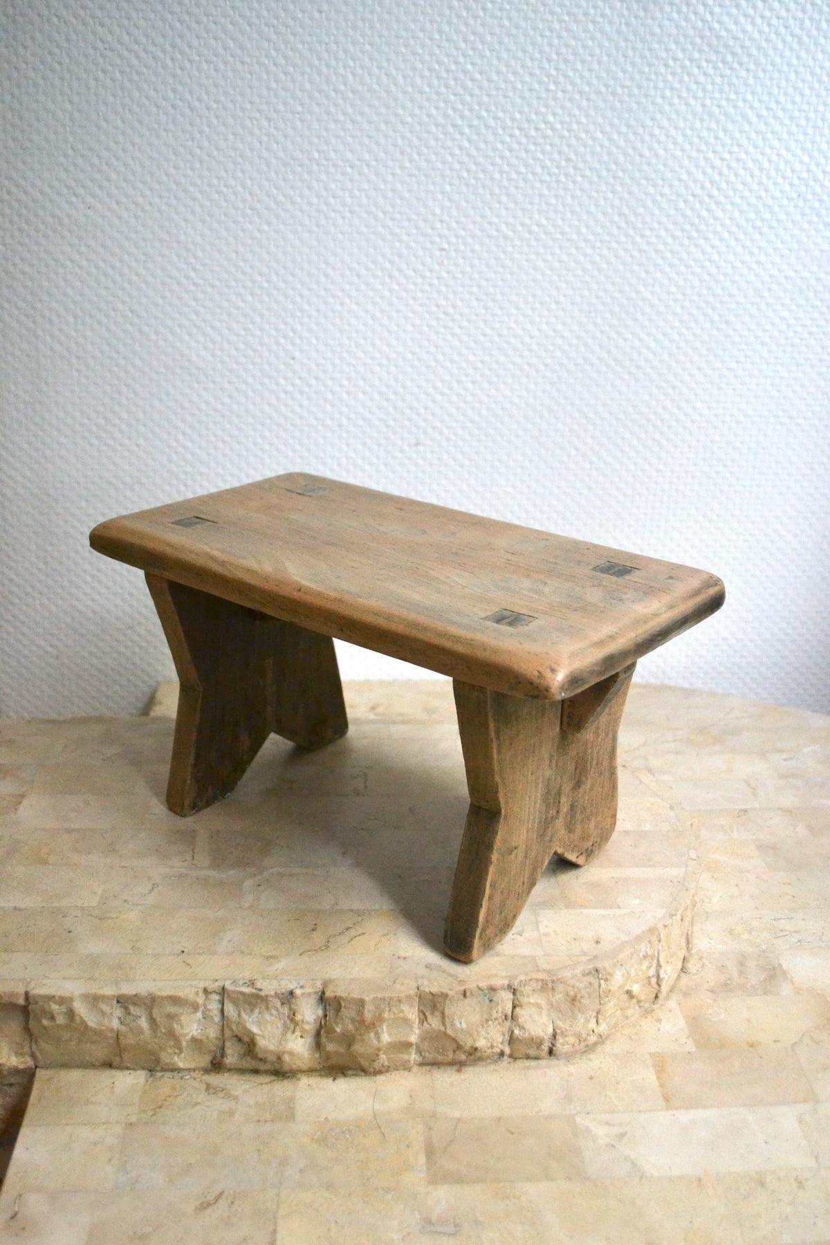 Tabouret en bois