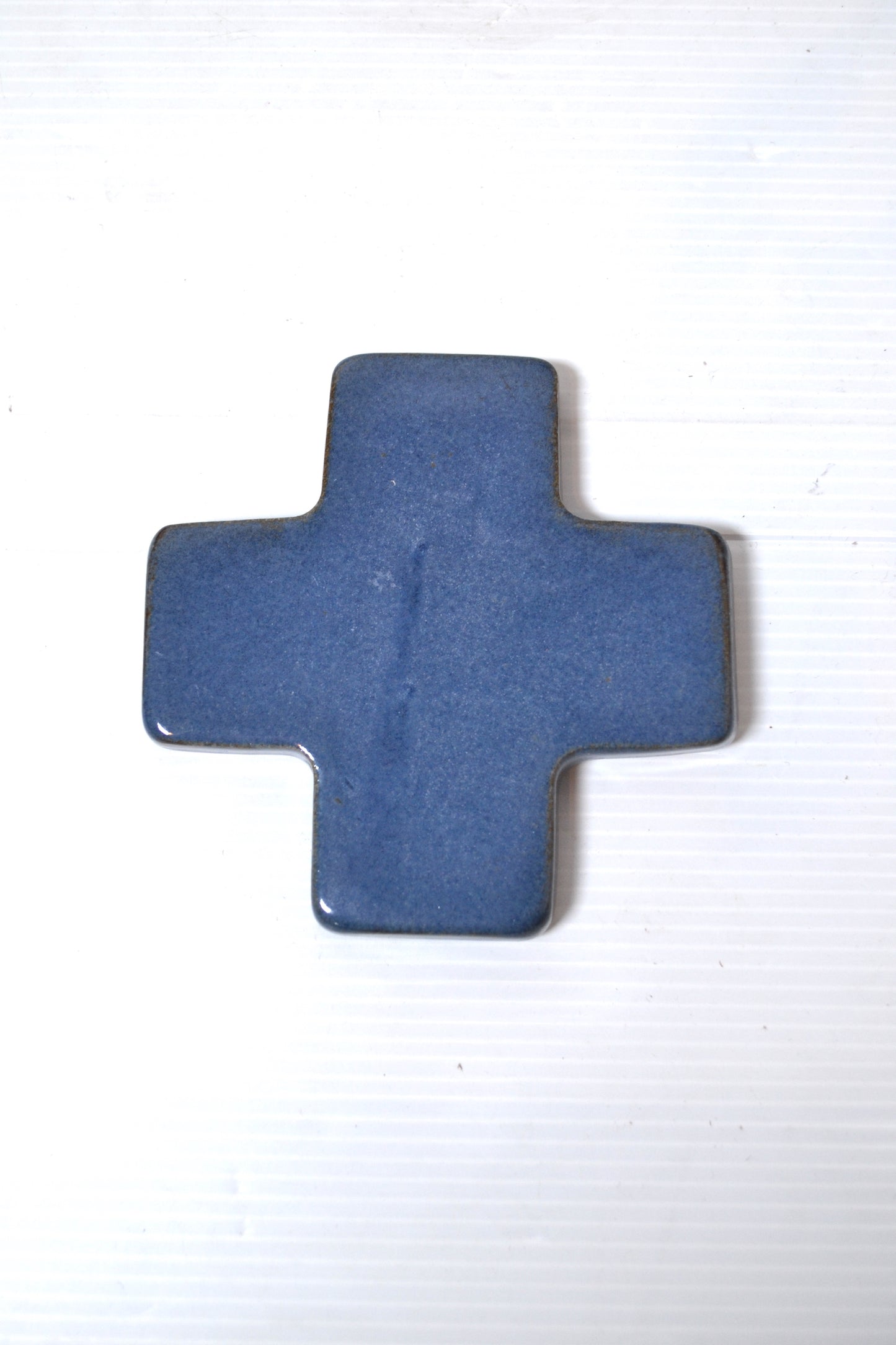 Croix en céramique