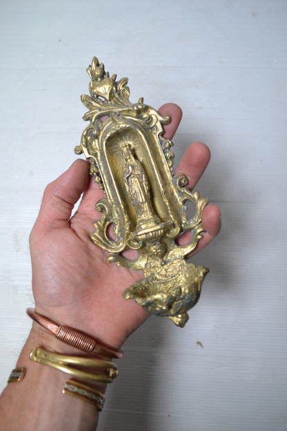 Ancien bénitier