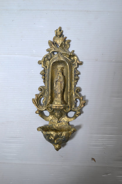 Ancien bénitier