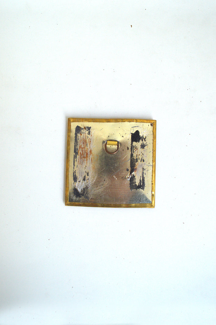 Petit miroir carré en laiton