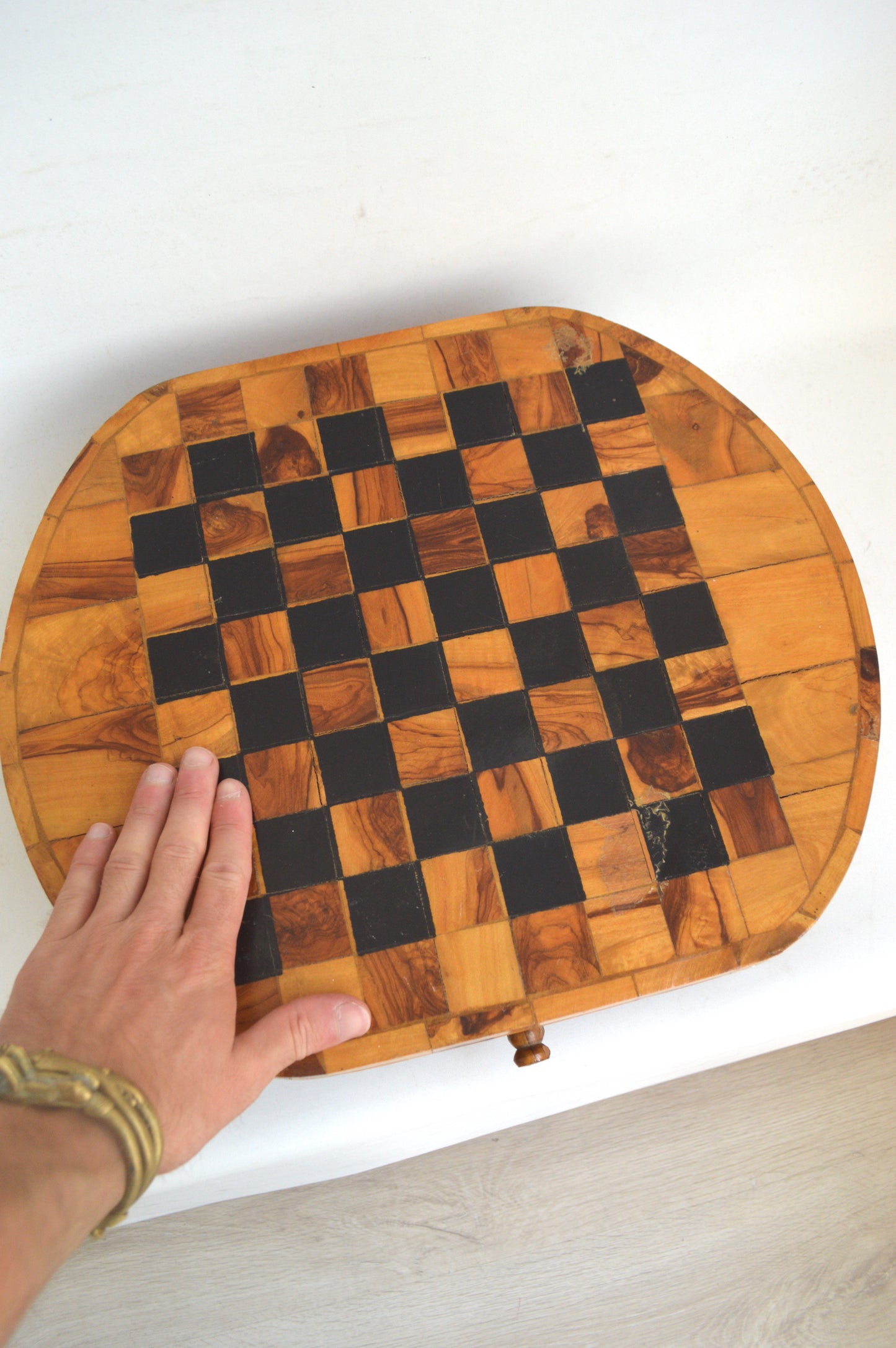 Échiquier en bois d'olivier