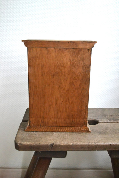 Boîte à bijoux en bois