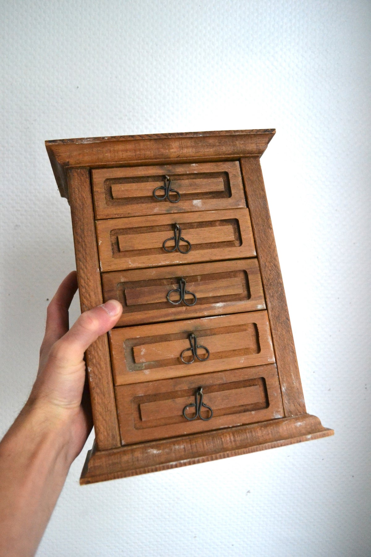 Boîte à bijoux en bois