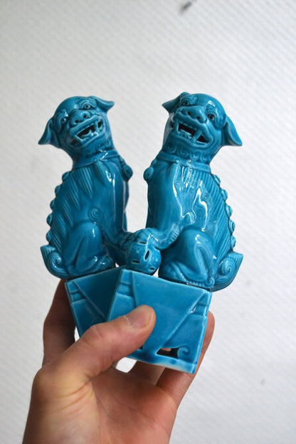Paire de chiens en céramique