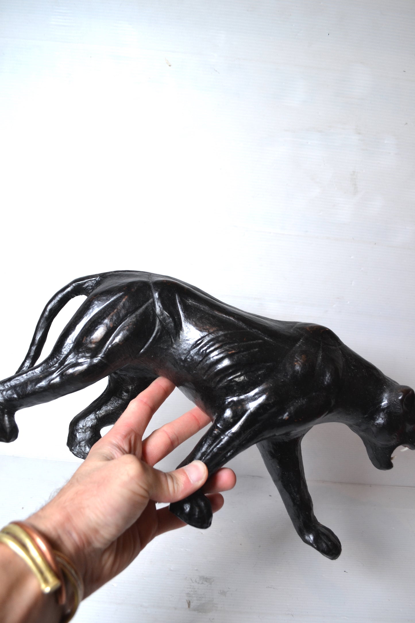 Sculpture Lionne