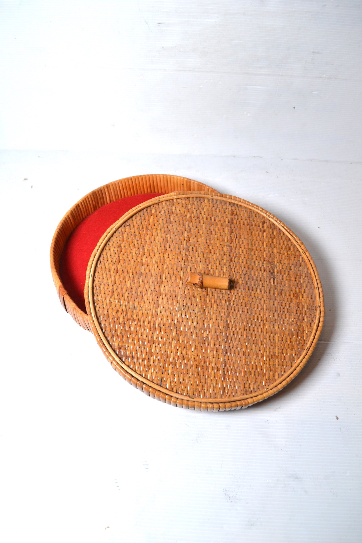 Boîte ronde en rotin