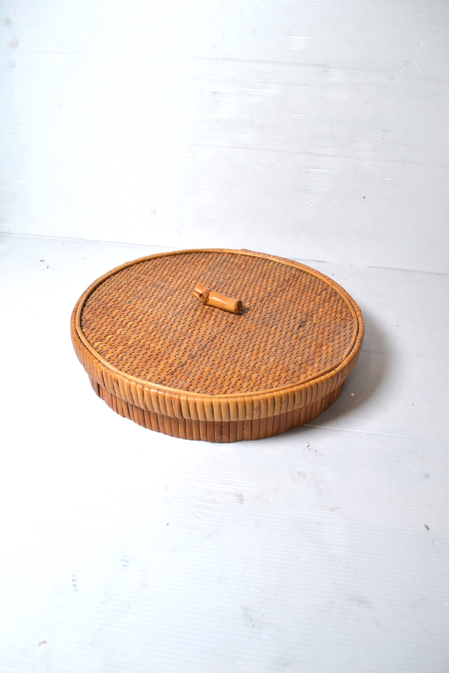 Boîte ronde en rotin