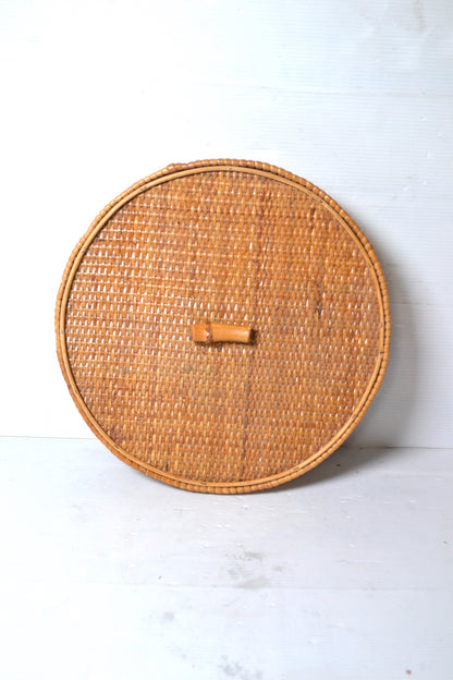 Boîte ronde en rotin