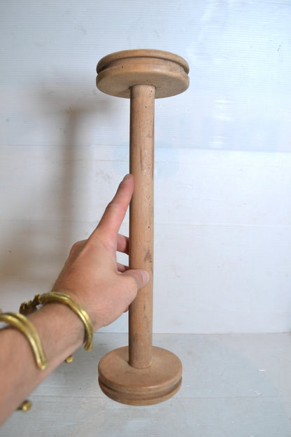 Ancienne bobine en bois