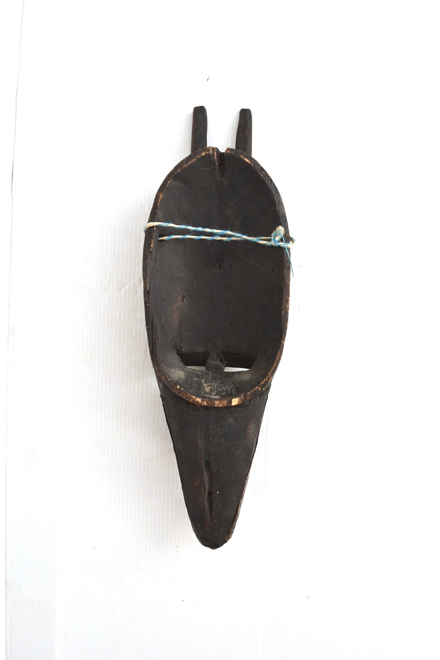 Masque en bois