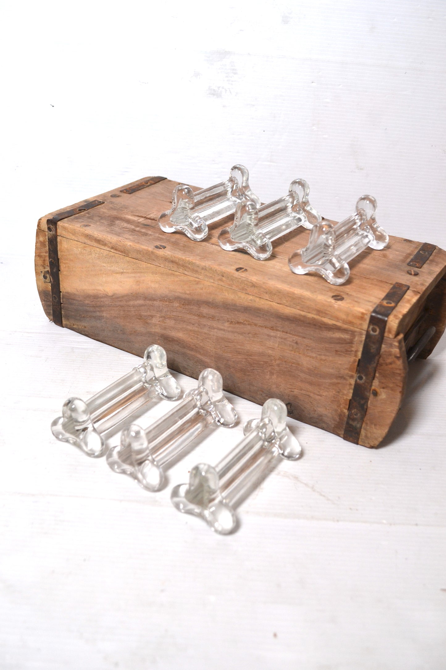 Porte-couteaux en verre