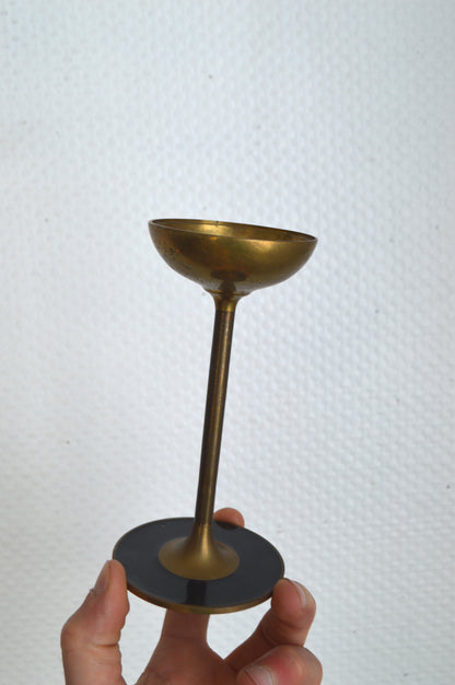 Bougeoirs en laiton