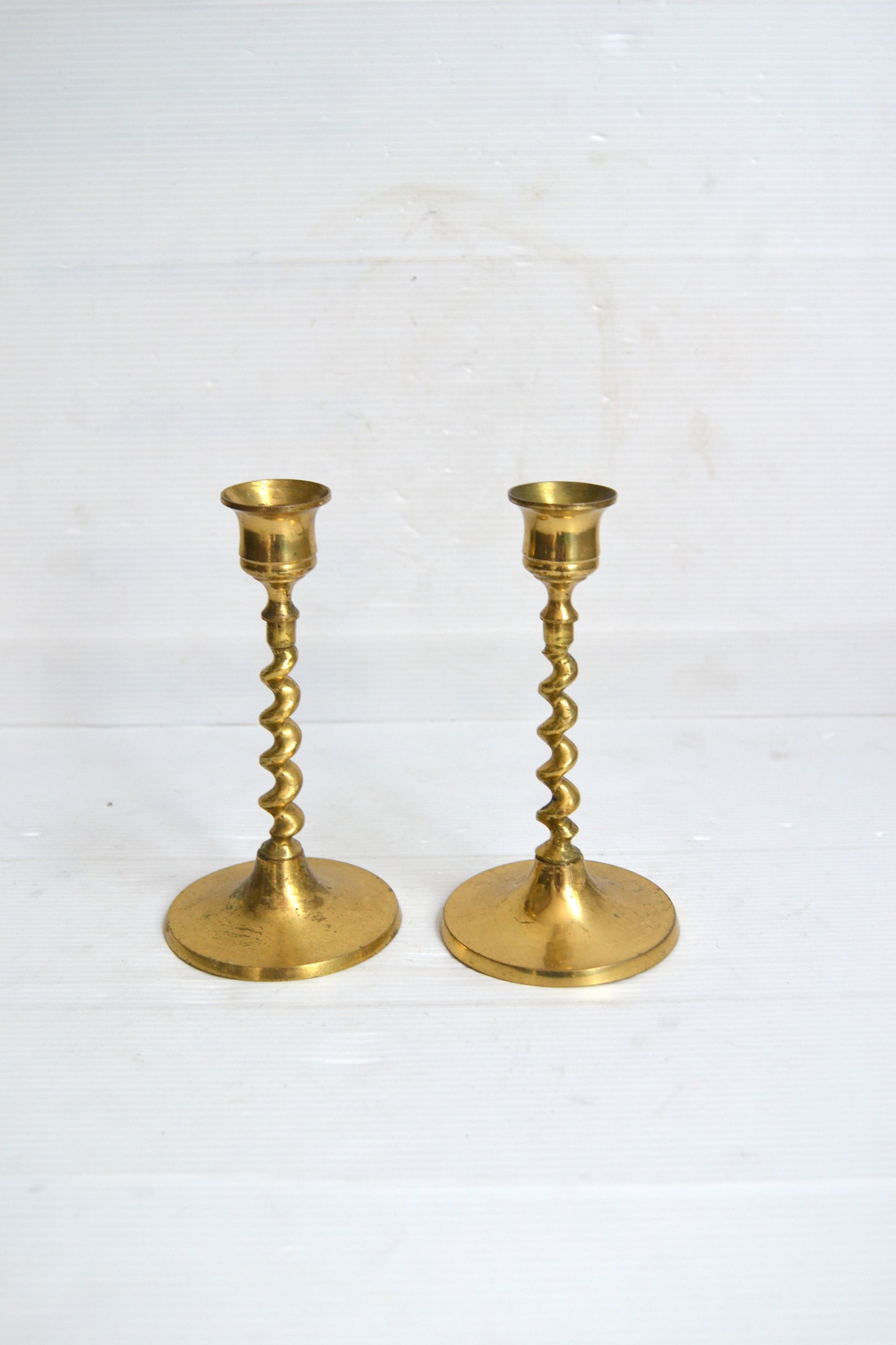 Bougeoirs torsadés