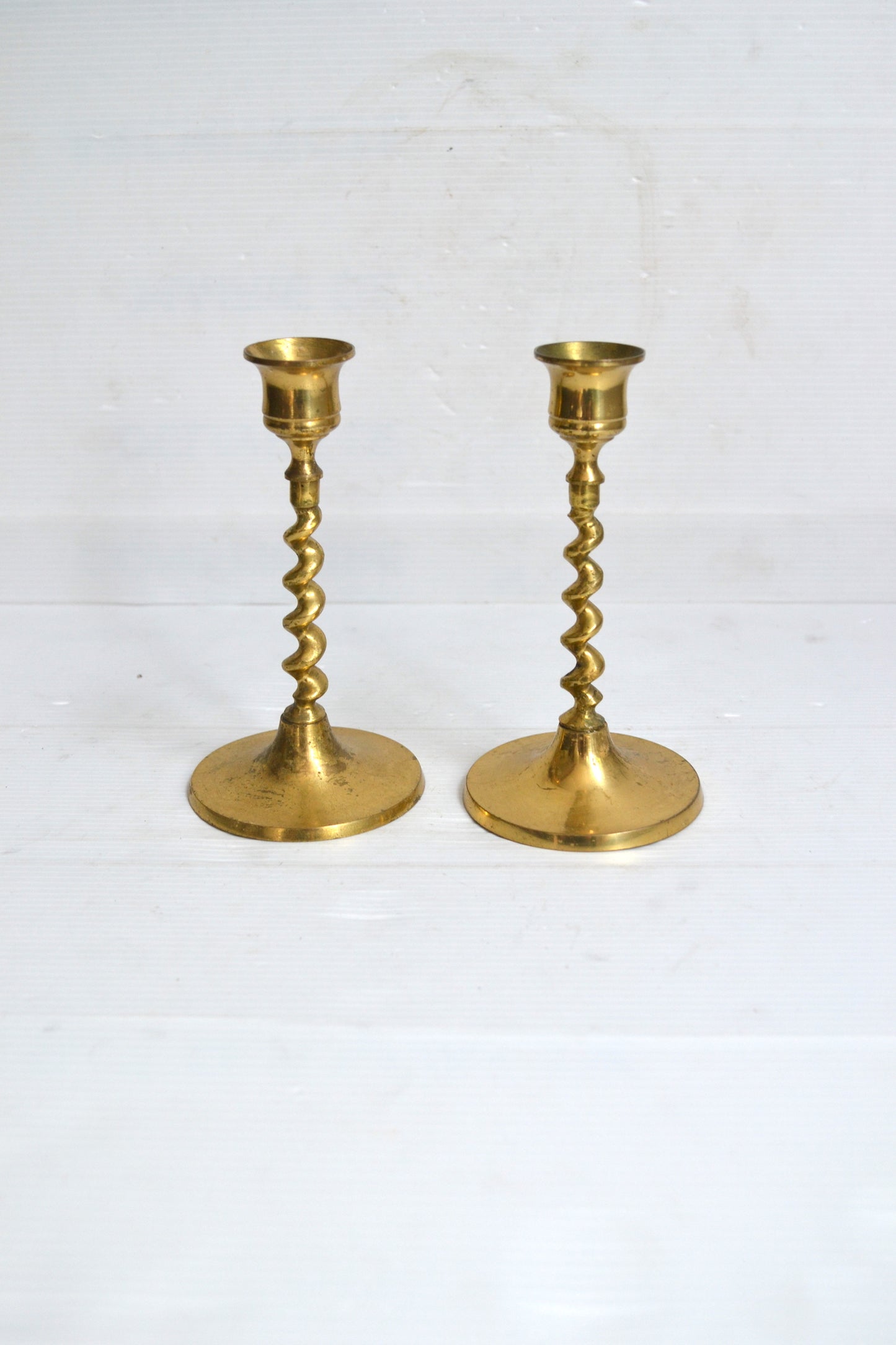 Bougeoirs torsadés
