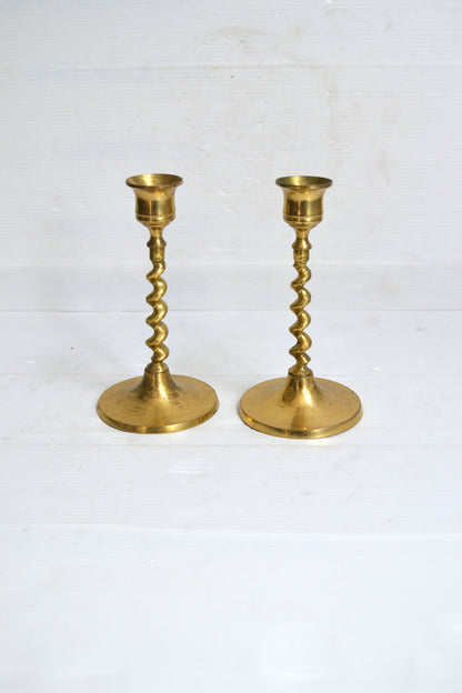 Bougeoirs torsadés