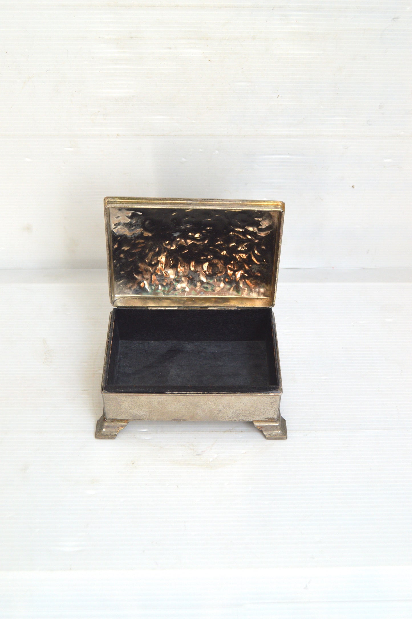 Ancienne boite à bijoux