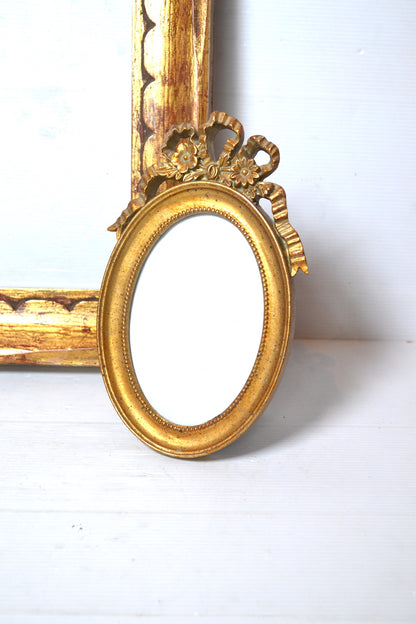 Cadre à nœud doré à poser