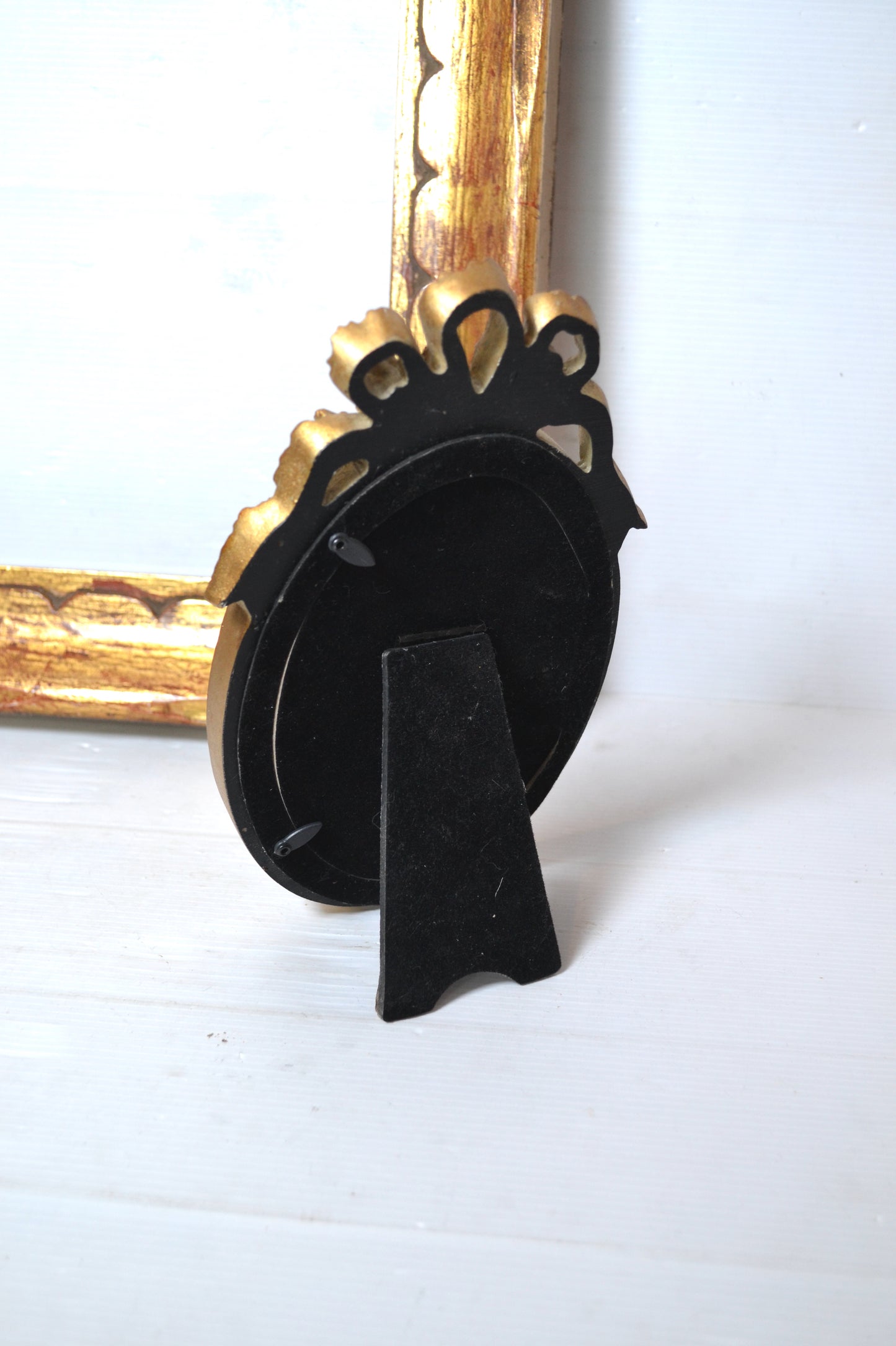 Cadre à nœud doré à poser