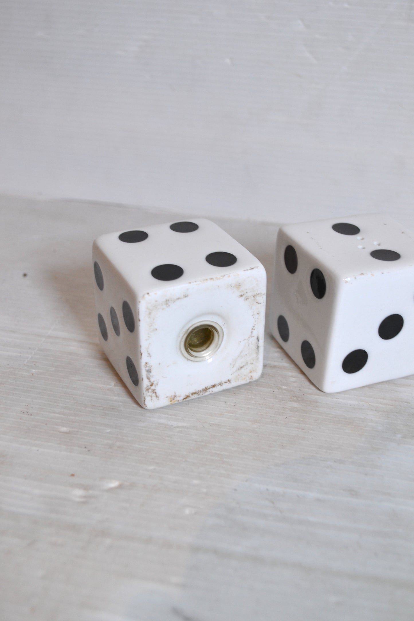 Salière et poivrière en céramique