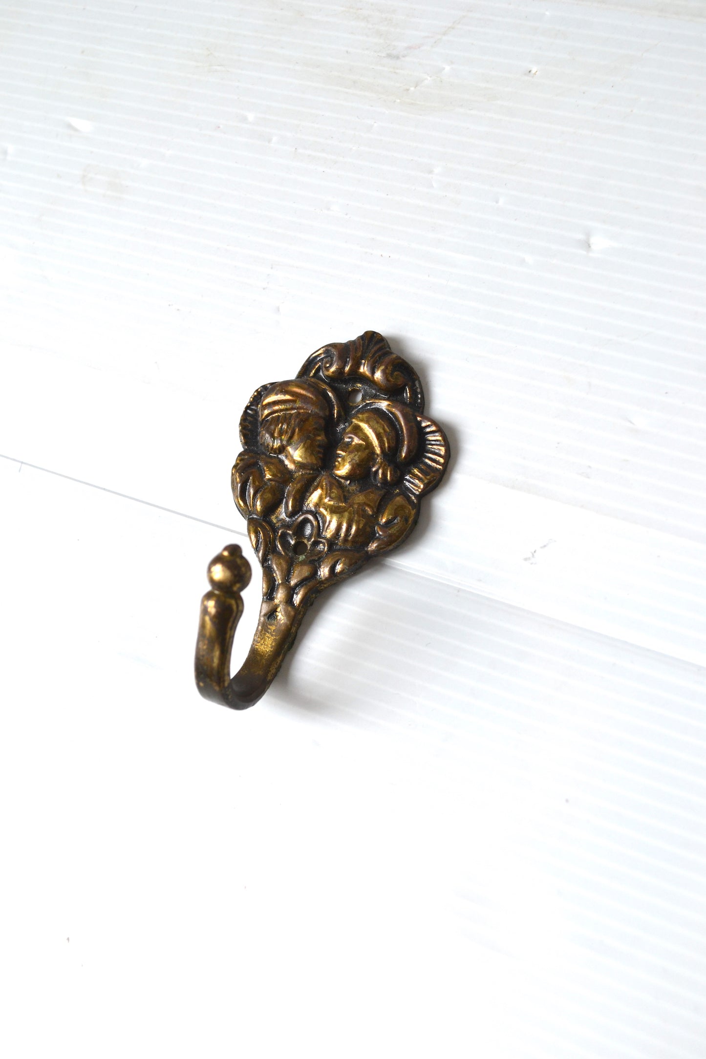 Patère en bronze