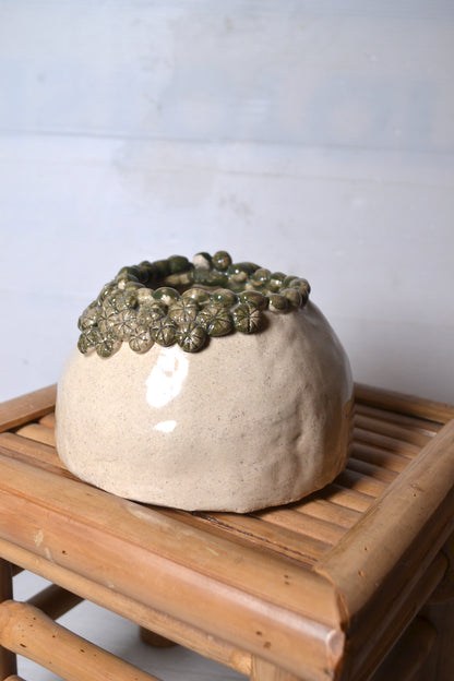 Cache-pot artisanal en céramique