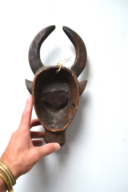 Masque en bois