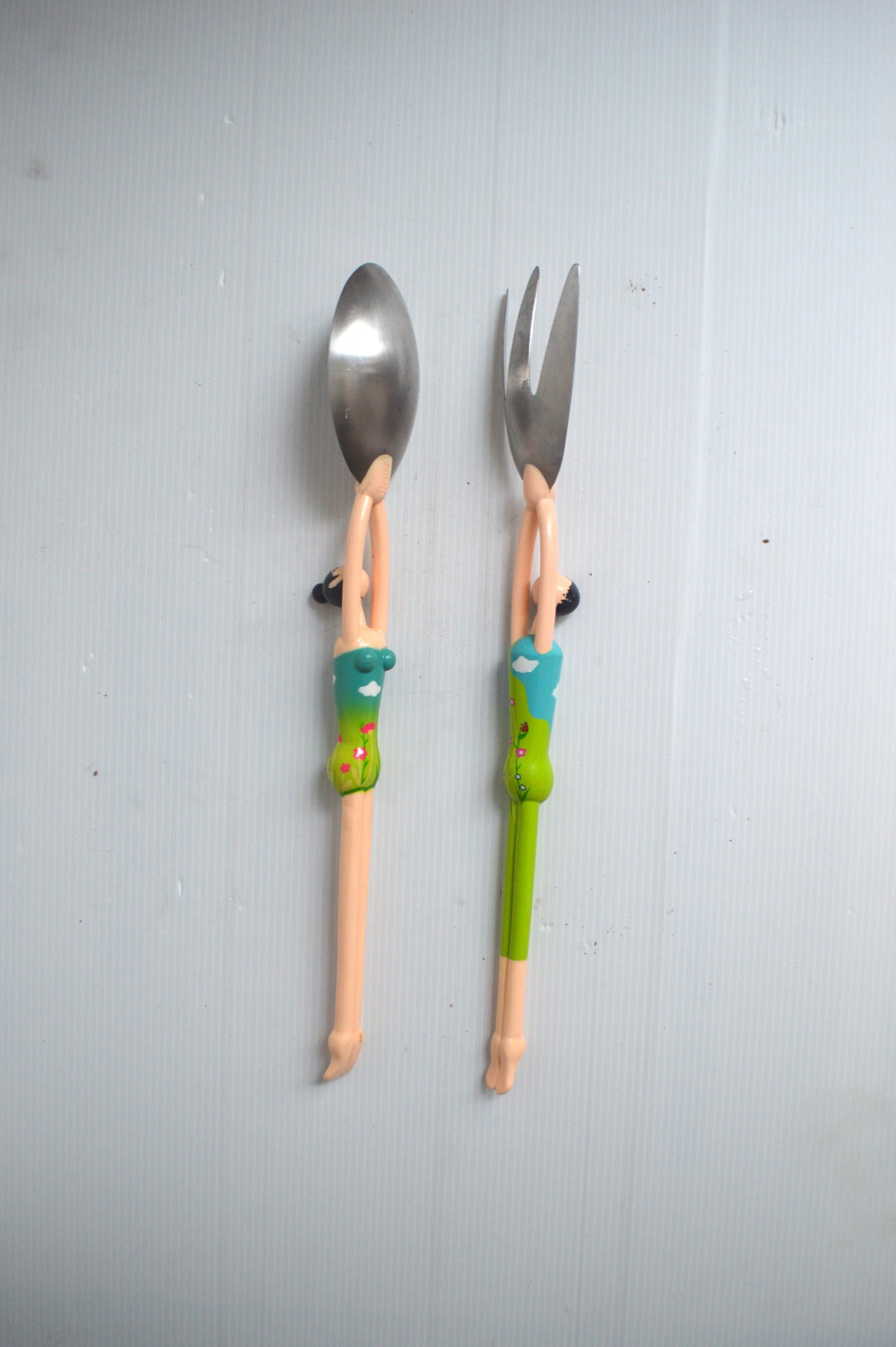 Couverts à salade Pylones