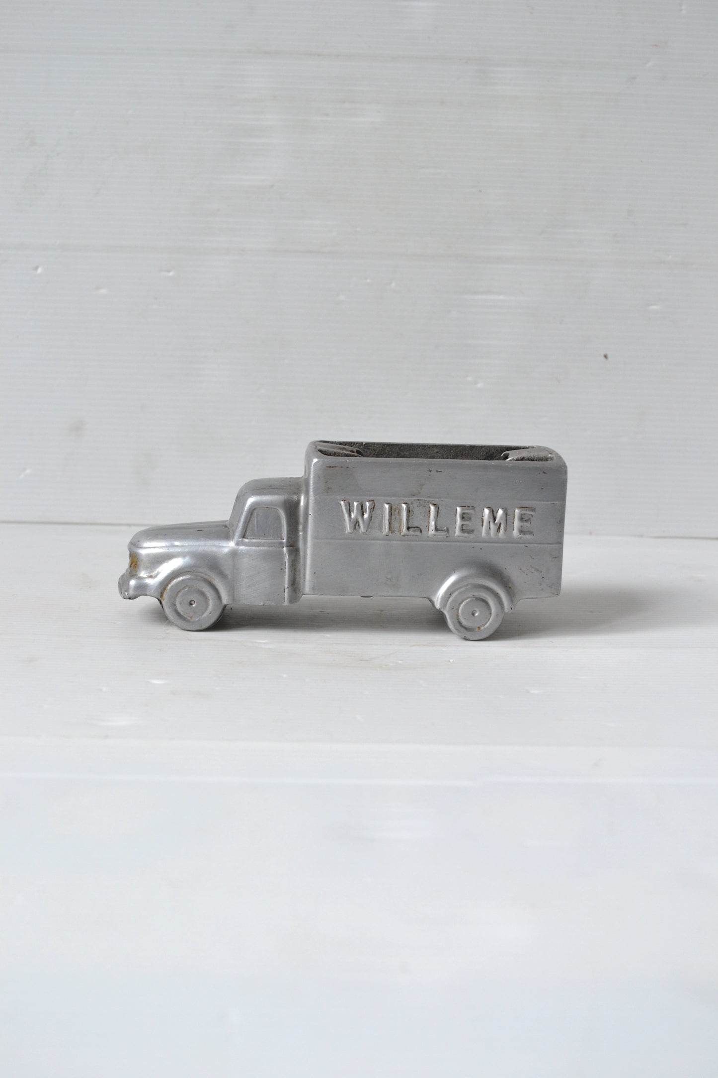 Cendrier publicitaire Willeme