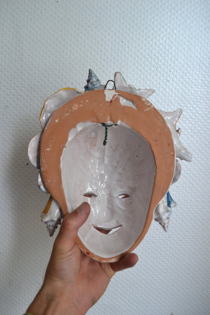 Masque italien en barbotine