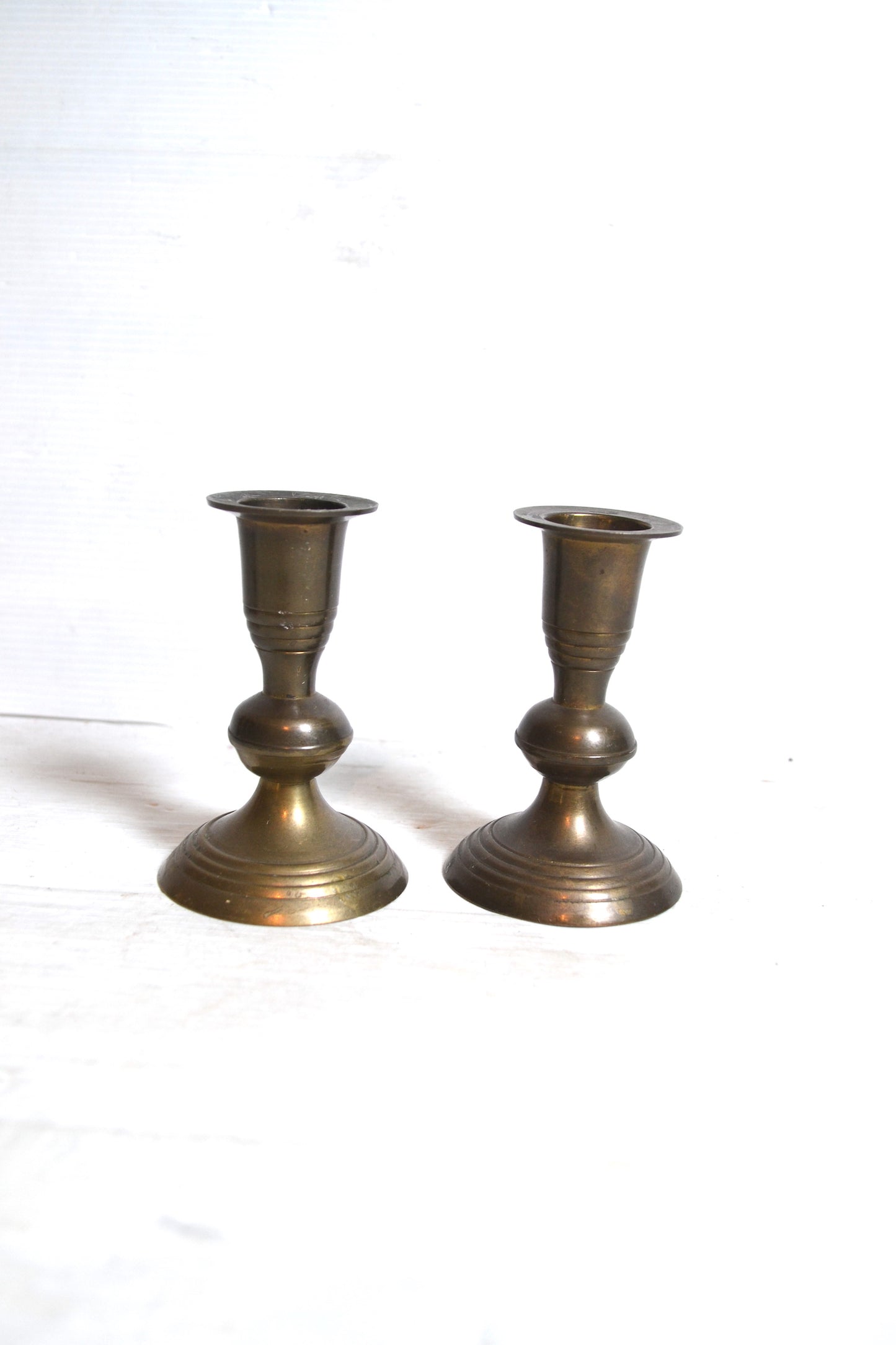 Bougeoirs en laiton