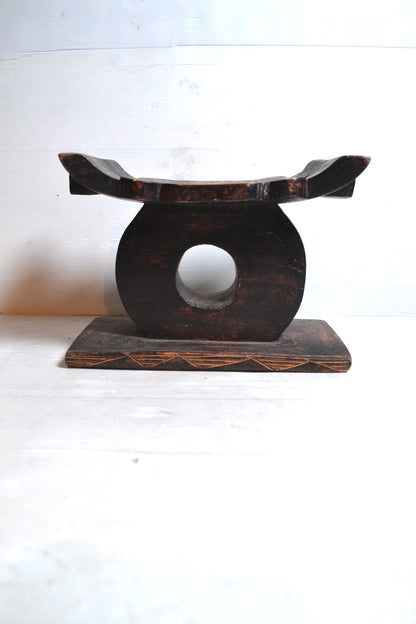 Repose-tête africain en bois