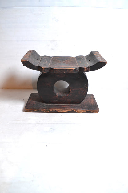 Repose-tête africain en bois