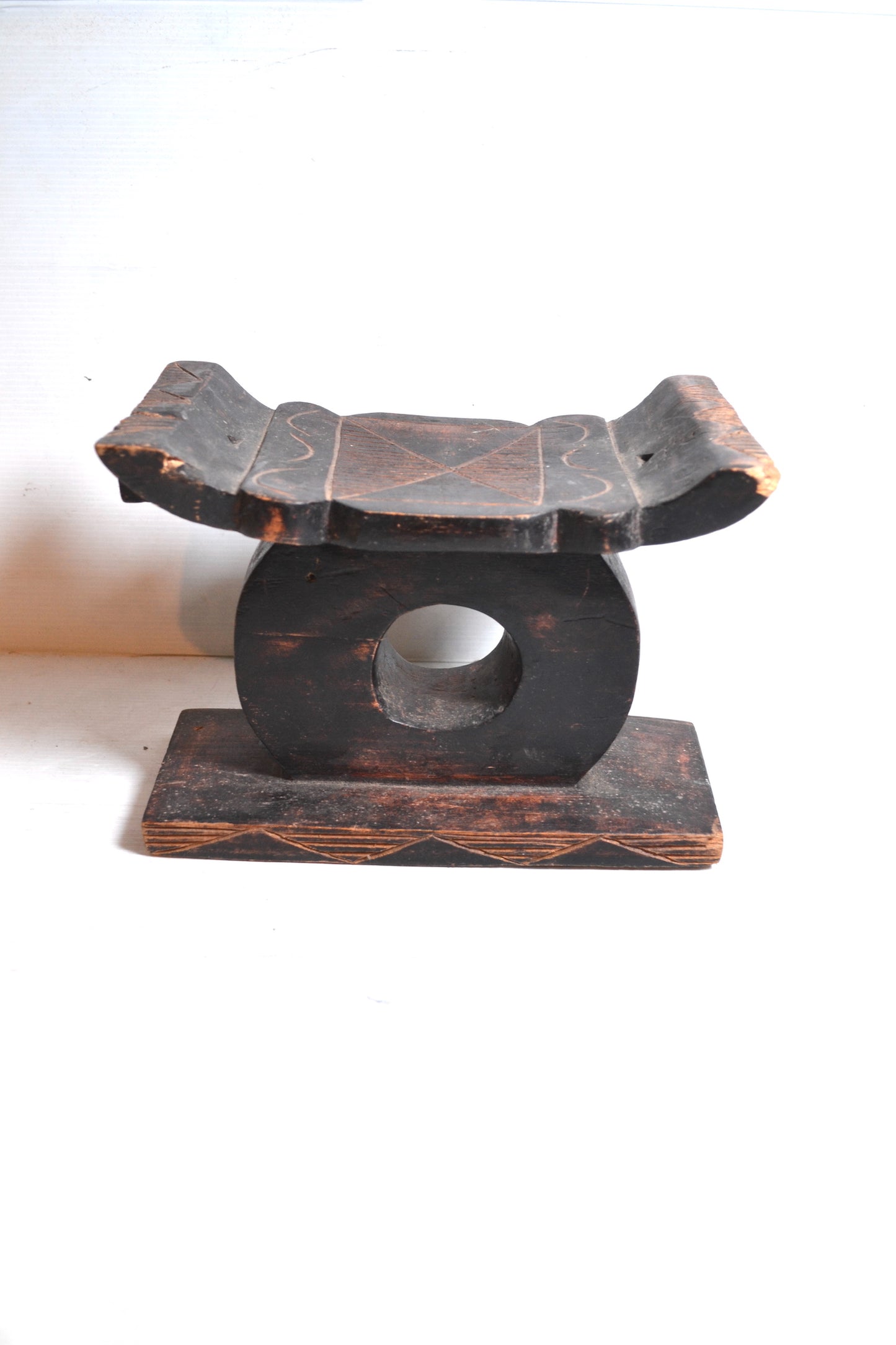 Repose-tête africain en bois