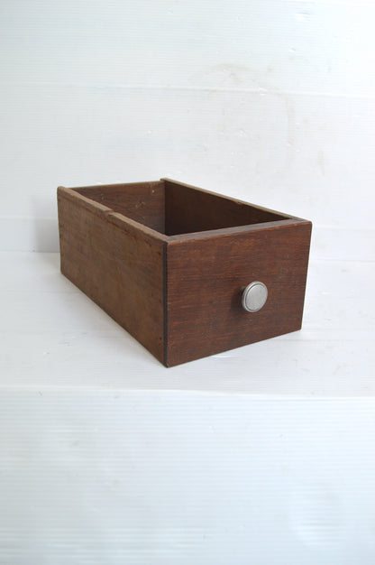 Ancien tiroir en bois