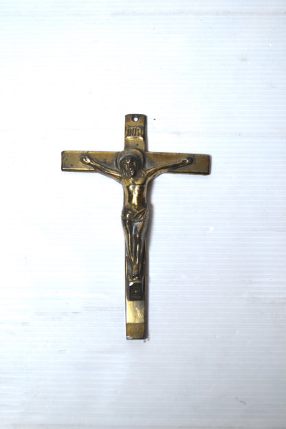 Crucifix doré