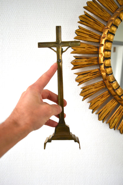Crucifix en laiton