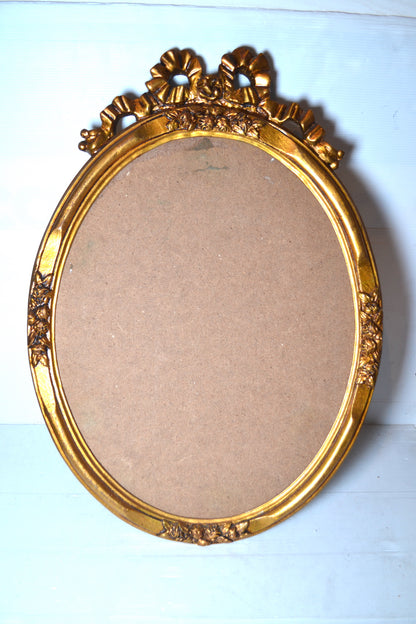 Cadre à nœud doré