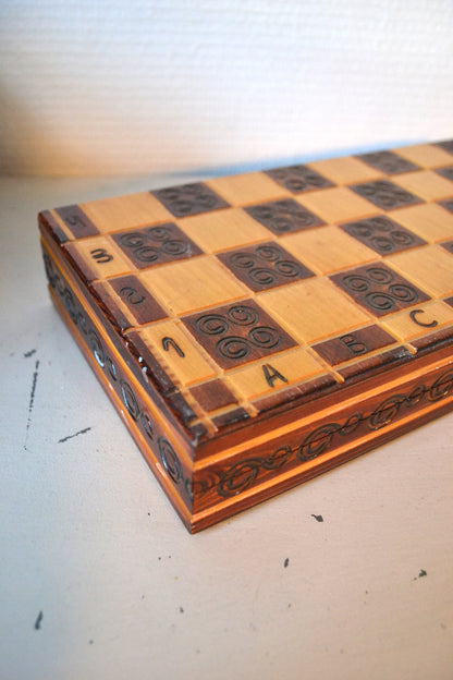 Échiquier pliant en bois