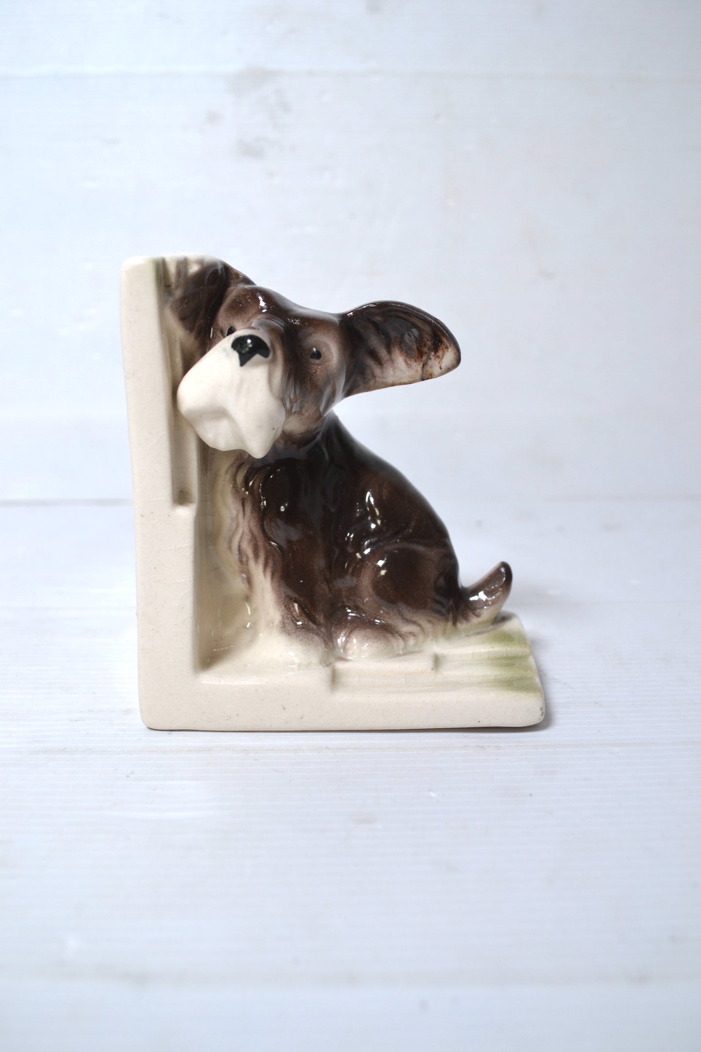 Chien en céramique