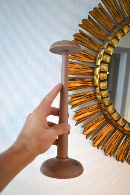 Tête à chapeau