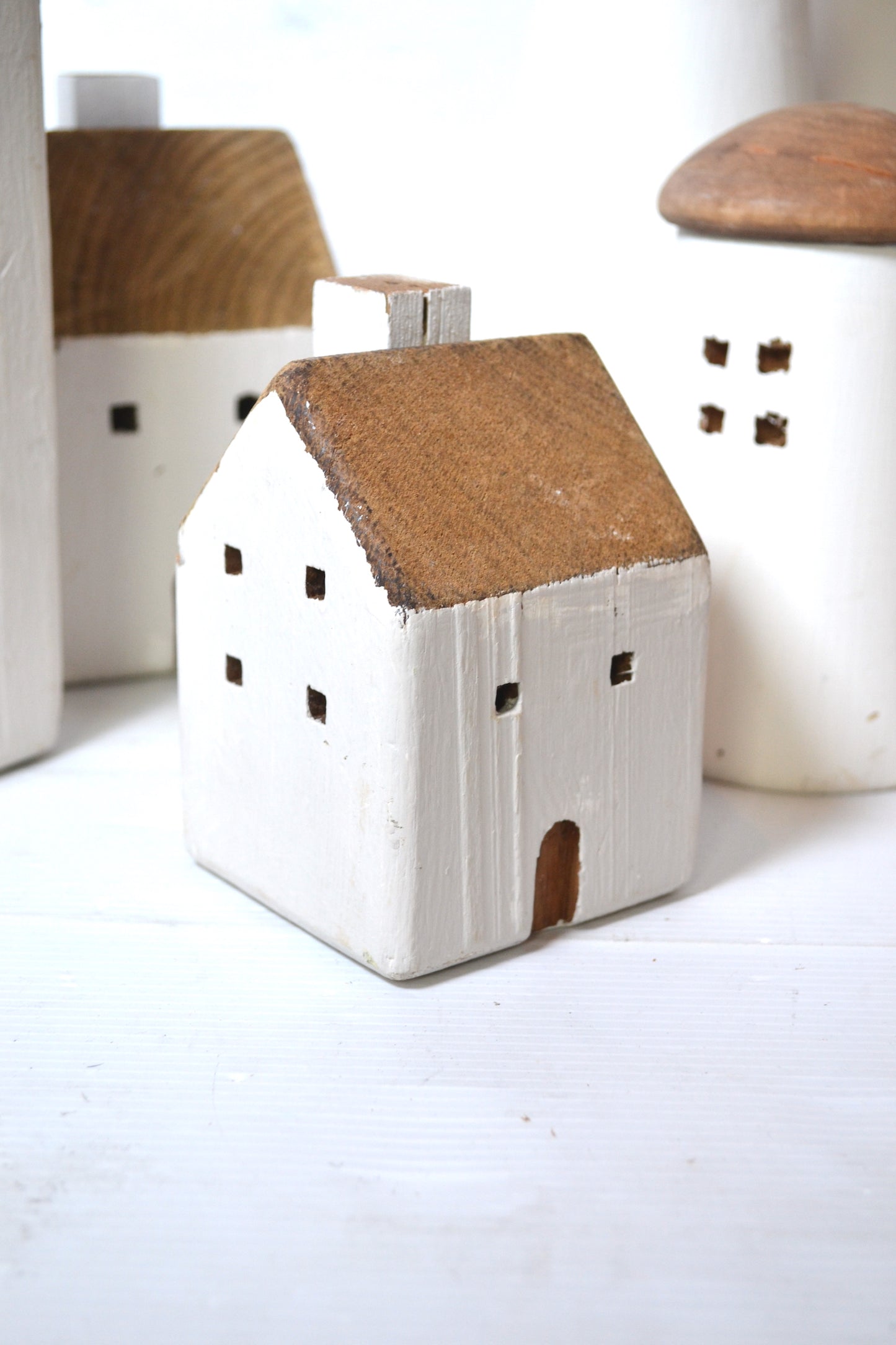 Maison décorative en bois