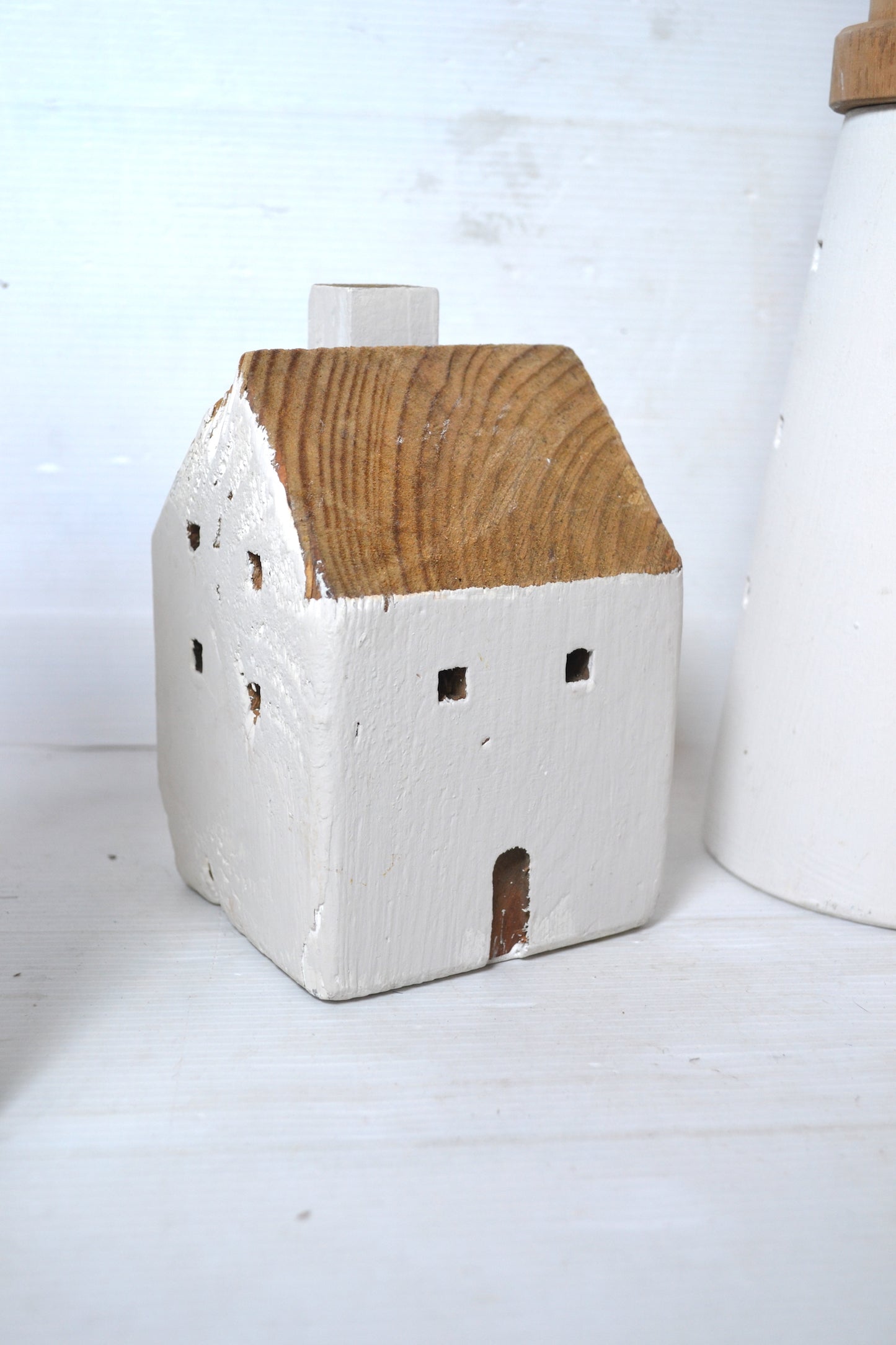 Maison décorative en bois