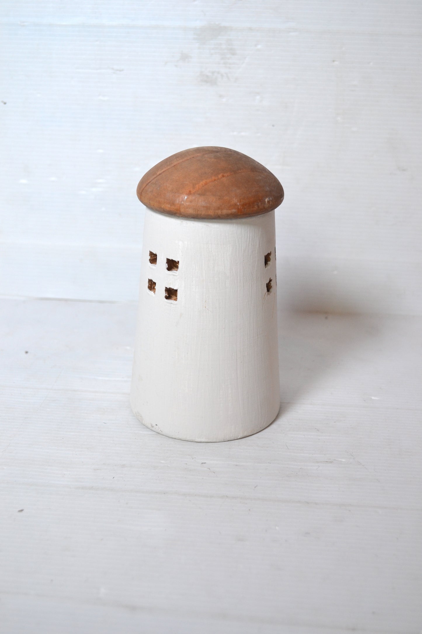 Maison décorative en bois