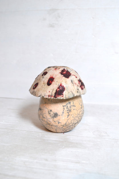 Champignon en céramique